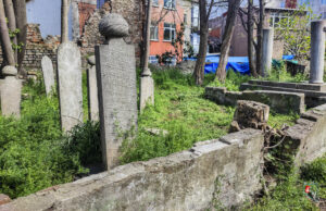 Şeyh Halim Efendi Tekkesi Haziresi