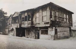 Küçükçekmece Hanı