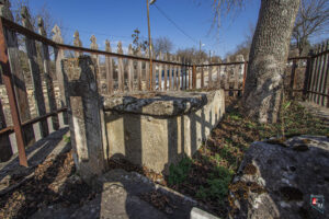 Yörük Köyü Mezarlığı Horasan Ereni Kabri