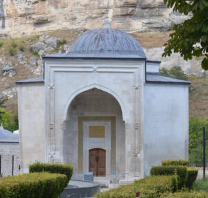 Mengli Giray Türbesi