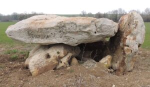 Dolmen, Bercenay-le-Hayer