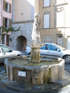 place de la Mairie Çeşmesi