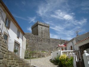 Melgaço Kalesi