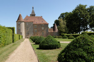 Beauvoir Kalesi, Saint-Pourçain-sur-Besbre