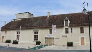 Châtillon-sur-Indre Şatosu