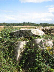 Dolmen, Kerhenry