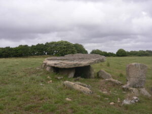 Dolmen, Kerviniou