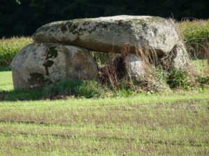 Dolmen, Pasquiou