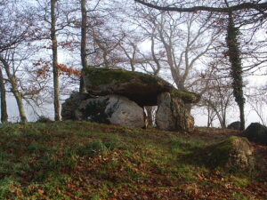 Dolmen, Chiroux