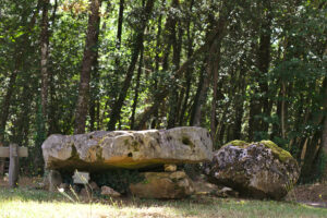 Dolmen, Giverzac