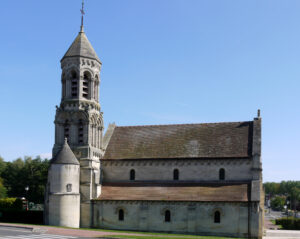 Saint-Éloi de Tracy-le-Val Kilisesi