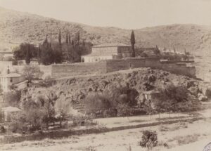 Profitis İlias Kilisesi, Konak