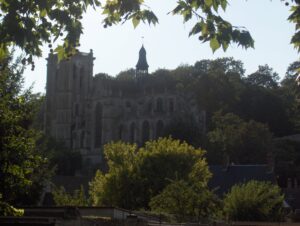 Saint-Jean-Baptiste de Chaumont-en-Vexin Kilisesi