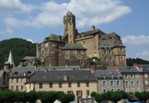 Estaing Kalesi