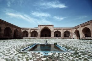 Şah Abbas Kervansarayı, Feresfec