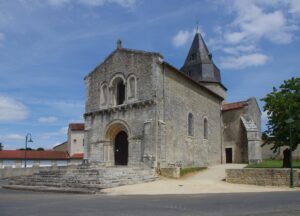 Notre-Dame de Genouillé Kilisesi