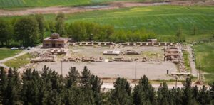 Eski Kervansarayı, Bisütun