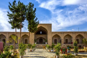Şah Abbas Kervansarayı, Lasjerd