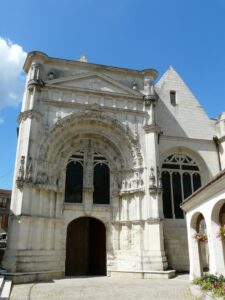 Saint-Pierre de Loudun Kilisesi