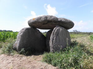 Dolmen, Mezou Poulyot