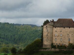Puy-Launay Kalesi