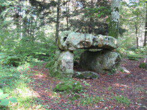 Dolmen, Lancy