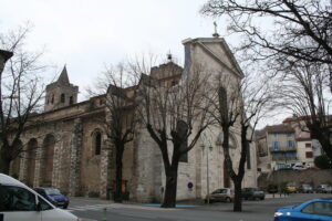 Saint-Pons-de-Thomières Katedrali