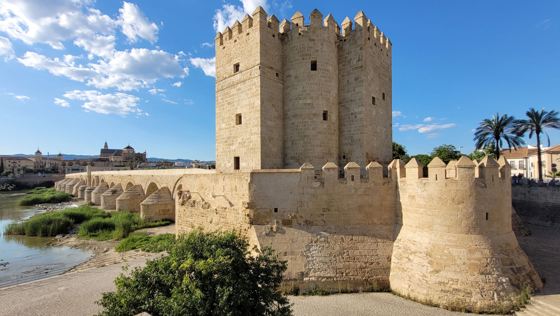 Torre_de_Calahorra • Kültür Envanteri