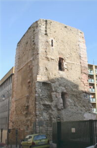 Trinitaires Kulesi