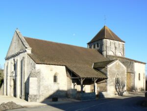 Saint-Pierre-et-Saint-Paul d'Usson-du-Poitou Kilisesi