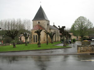 Notre-Dame de Vaux-en-Couhé Kilisesi
