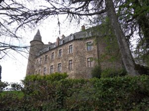 Vézins-de-Lévézou Kalesi