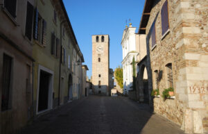 Castellaro Lagusello Kalesi