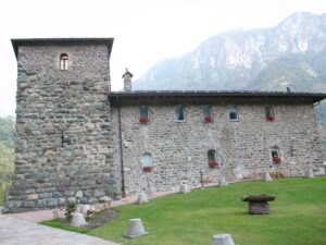 Priacini e torre del Lavanderio Kalesi