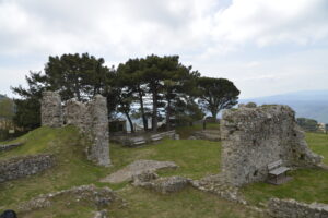 Sant'Angelo Kalesi, Tiriolo