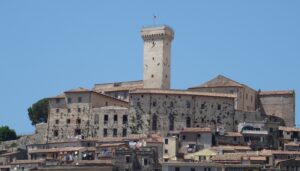 Savelli Torlonia Kalesi