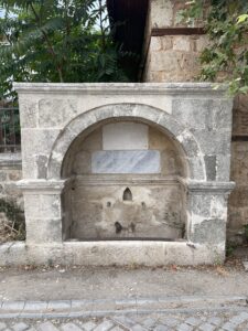 Arap Mescit Çeşmesi, Antalya 1 Arap Mescit Çeşmesi, Antalya