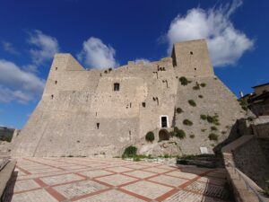 Caetani Kalesi, Itri