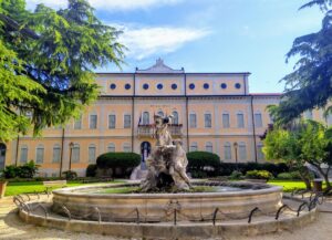 Bacco e Arianna Çeşmesi