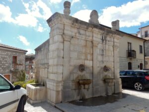 Rocca San Felice Çeşmesi