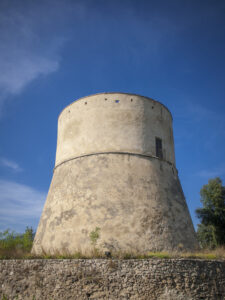 angioino Kalesi, Atella