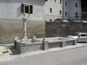 Brägn dal Dòs Çeşmesi