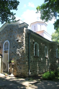 Bradača Manastırı