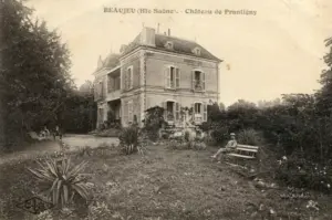 Montureux-lès-Gray Kalesi