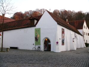 Sankt Peter Und Paul Manastırı, Landshut