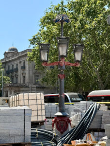 Pla de Palau Aydınlatma Direkleri