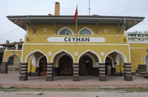 Ceyhan Tren İstasyonu