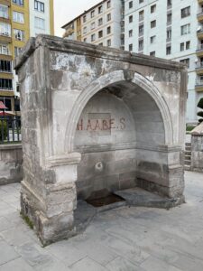 Erdal Sokak Çeşmesi