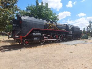 Kara Tren, 56149