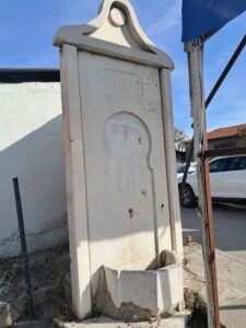 Çeşme, Kesikbaş Türbesi